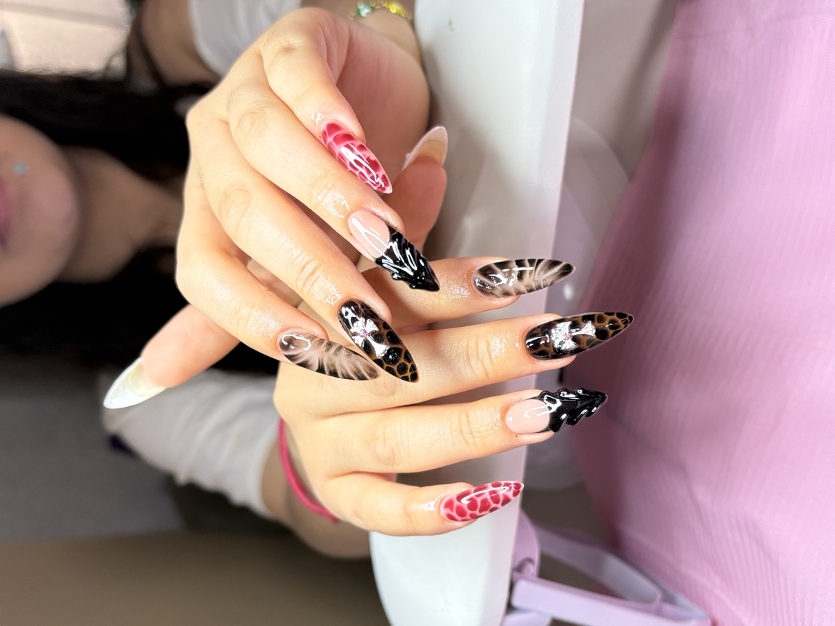 Diseño de uñas Nailked