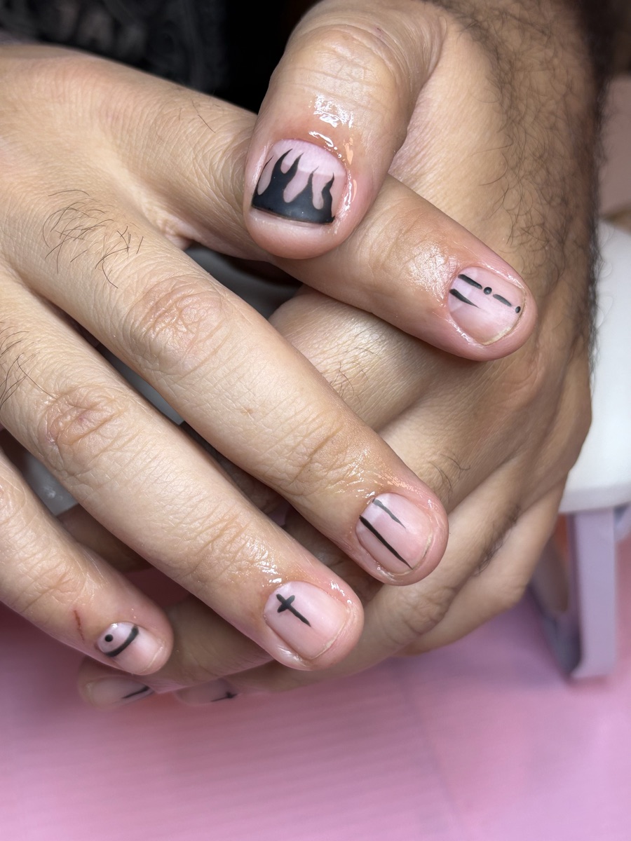 Diseño de uñas Nailked