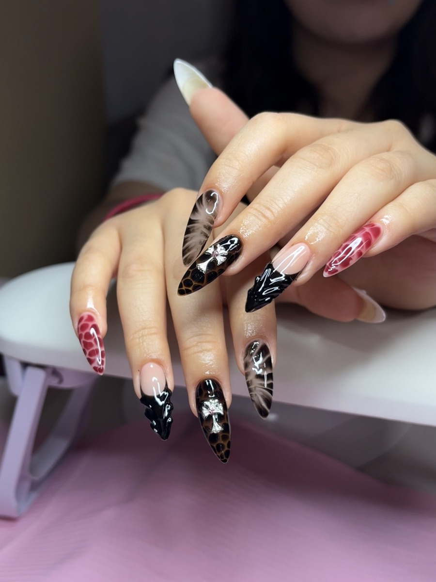 Diseño de uñas Nailked